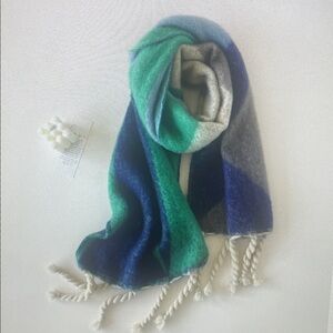 Elegant Multicolor Scarf